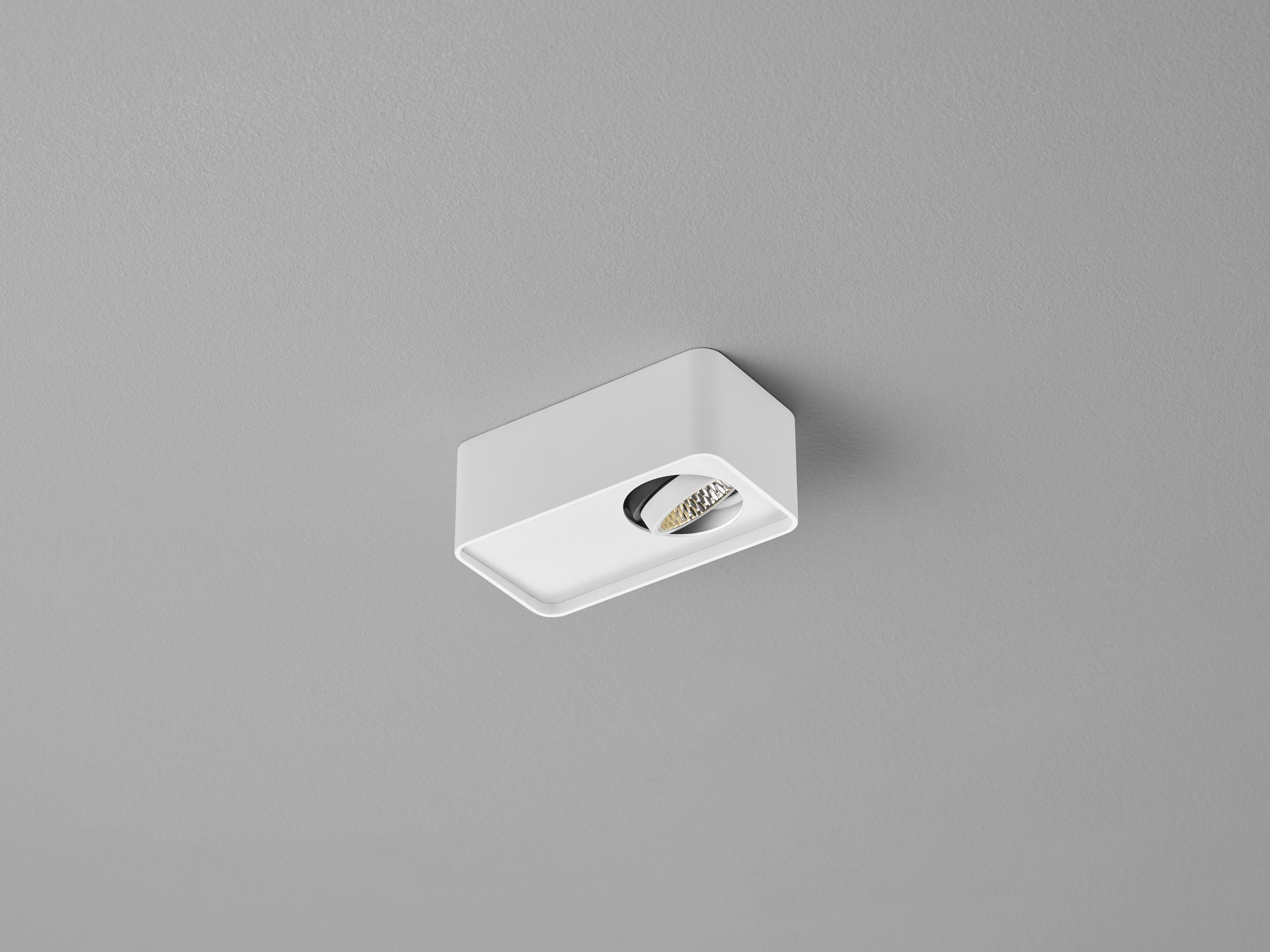 Helestra CAS  lampada soffitto alluminio bianco opaco